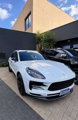 PORSCHE-MACAN-2021