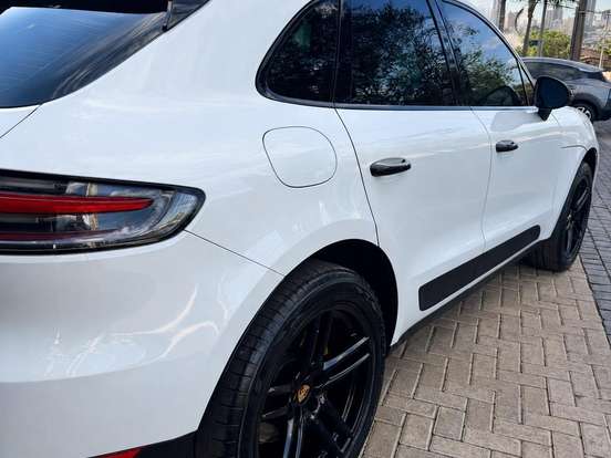 PORSCHE-MACAN-2.0 16V GASOLINA 4P AUTOMÁTICO PORSCHE-MACAN-2021