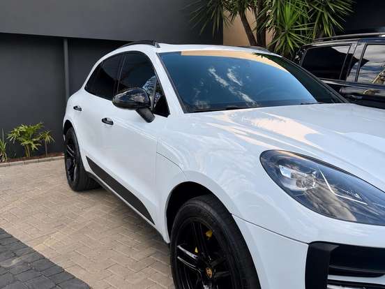 PORSCHE-MACAN-2.0 16V GASOLINA 4P AUTOMÁTICO PORSCHE-MACAN-2021