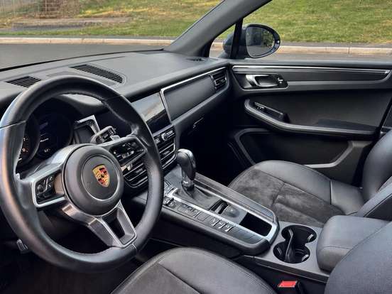 PORSCHE-MACAN-2.0 16V GASOLINA 4P AUTOMÁTICO PORSCHE-MACAN-2021