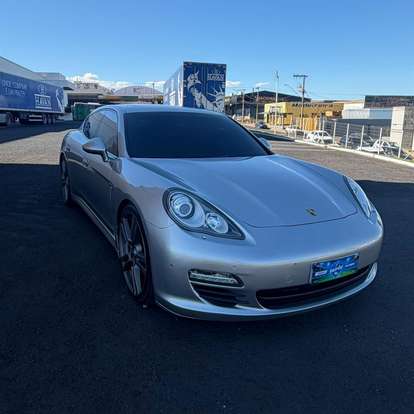 PORSCHE-PANAMERA-2011