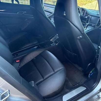 PORSCHE-PANAMERA-2011
