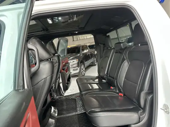 RAM-1500-5.7 V8 GASOLINA REBEL CD 4X4 AUTOMÁTICO RAM-1500-2022