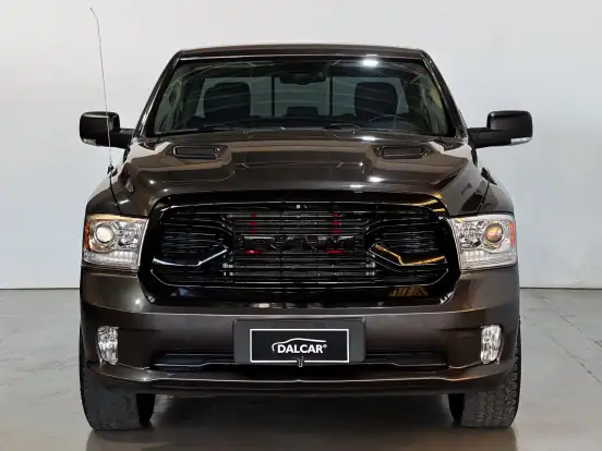 RAM-1500-5.7 V8 GASOLINA REBEL CD 4X4 AUTOMÁTICO RAM-1500-2022