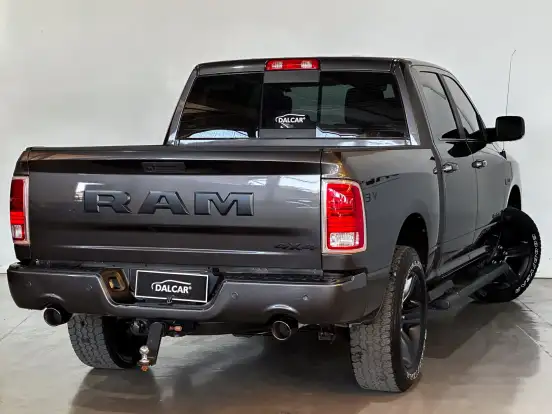 RAM-1500-5.7 V8 GASOLINA REBEL CD 4X4 AUTOMÁTICO RAM-1500-2022