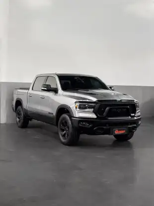 RAM-1500-5.7 V8 GASOLINA REBEL CD 4X4 AUTOMÁTICO RAM-1500-2022
