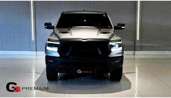 RAM-1500-5.7 V8 GASOLINA REBEL CD 4X4 AUTOMÁTICO RAM-1500-2022