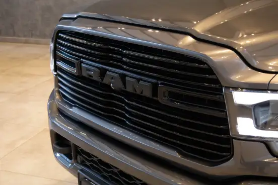 RAM-2500-6.7 I6 TURBO DIESEL NIGHT EDITION CD 4X4 AUTOMÁTICO RAM-2500-2022