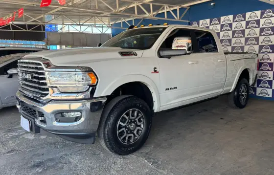 RAM 3500 6.7 I6 TURBO DIESEL LIMITED LONGHORN CD 4X4  AUTOMÁTICO