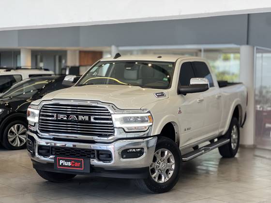 RAM 3500 6.7 I6 TURBO DIESEL LARAMIE CD 4X4 AUTOMÁTICO