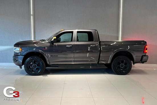 RAM-3500-6.7 I6 TURBO DIESEL LARAMIE CD 4X4 AUTOMÁTICO RAM-3500-2022