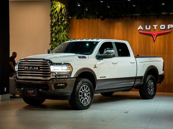 RAM-3500-6.7 I6 TURBO DIESEL LIMITED LONGHORN CD 4X4 AUTOMÁTICO RAM-3500-2024