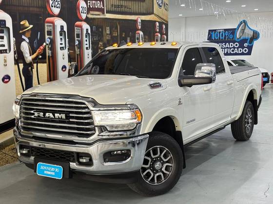 RAM 3500 6.7 I6 TURBO DIESEL LIMITED LONGHORN CD 4X4  AUTOMÁTICO