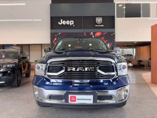RAM-CLASSIC-5.7 V8 GASOLINA LARAMIE CD 4X4 AUTOMÁTICO RAM-CLASSIC-2023