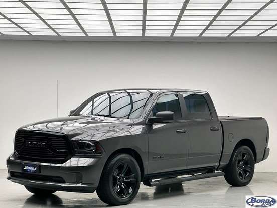 RAM-CLASSIC-5.7 V8 GASOLINA LARAMIE NIGHT EDITION CD 4X4 AUTOMÁTICO RAM-CLASSIC-2023