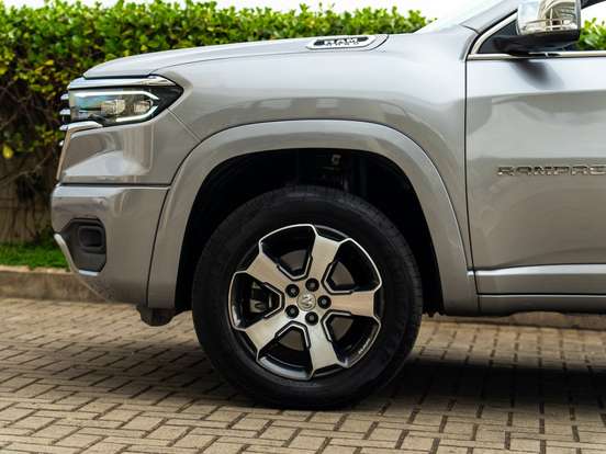 RAM-RAMPAGE-2.0 HURRICANE 4 TURBO GASOLINA LARAMIE 4X4 AUTOMÁTICO RAM-RAMPAGE-2025