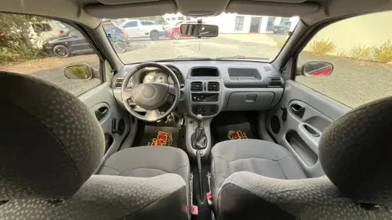 RENAULT-CLIO-2009