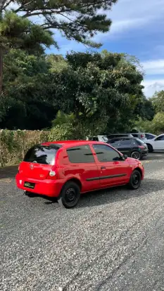 RENAULT-CLIO-2009
