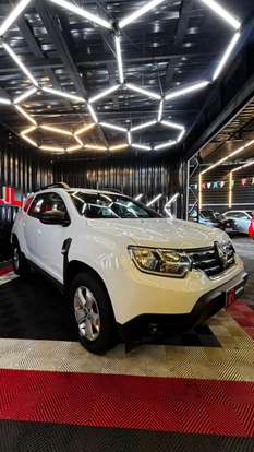RENAULT-DUSTER-2023