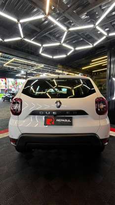 RENAULT-DUSTER-2023