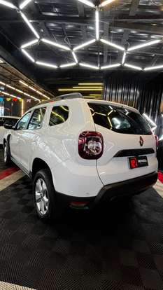 RENAULT-DUSTER-2023