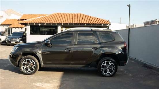 RENAULT-DUSTER-2020
