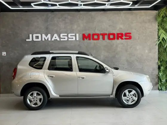 RENAULT DUSTER 2.0 DYNAMIQUE 4X2 16V FLEX 4P AUTOMÁTICO