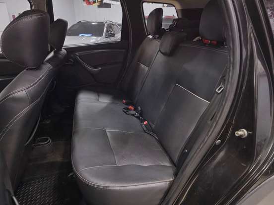 RENAULT-DUSTER-2013