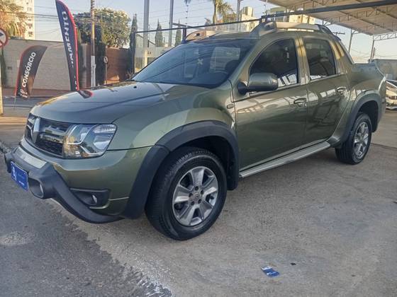 RENAULT DUSTER OROCH 2.0 16V FLEX DYNAMIQUE 4P AUTOMÁTICO