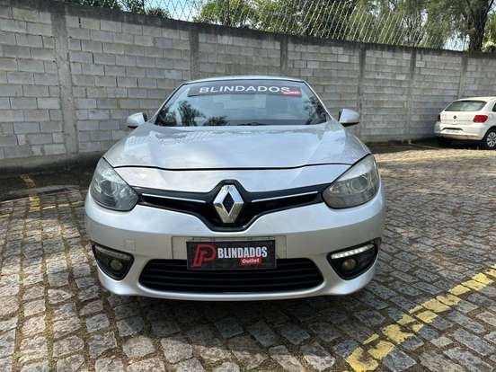 RENAULT-FLUENCE-2.0 DYNAMIQUE PLUS 16V FLEX 4P AUTOMÁTICO RENAULT-FLUENCE-2015