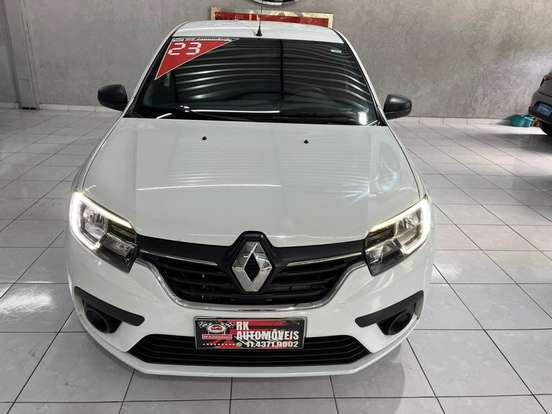 RENAULT-LOGAN-2022