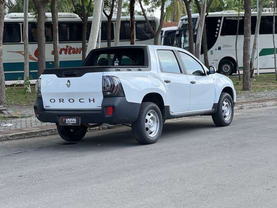 RENAULT-OROCH-2024