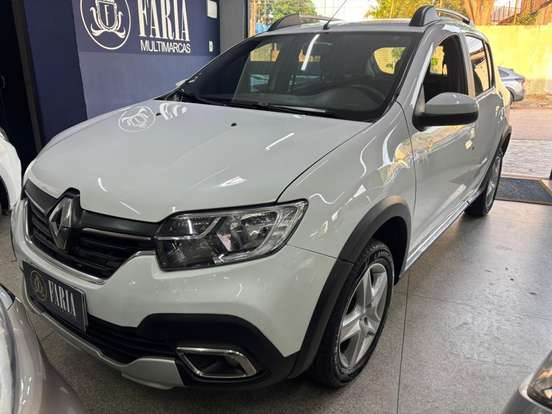 RENAULT-SANDERO-2019