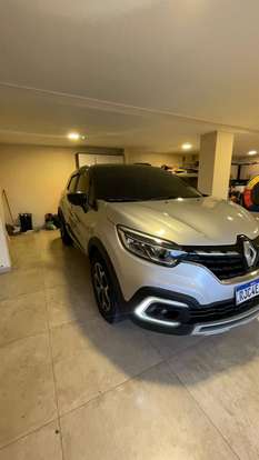 RENAULT-CAPTUR-2021