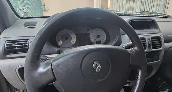 RENAULT-CLIO-2006