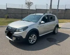 RENAULT SANDERO 1.6 STEPWAY 16V FLEX 4P MANUAL RENAULT SANDERO 1.6 STEPWAY 16V FLEX 4P MANUAL