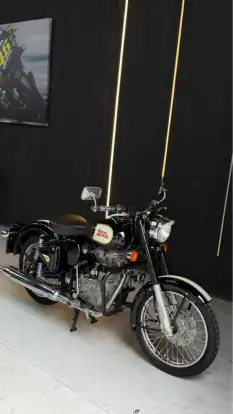 ROYAL ENFIELD-CLASSIC TRIBUTE BLACK-2021