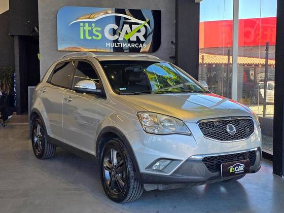 SSANGYONG KORANDO 2.0 GL 16V GASOLINA 4P AUTOMÁTICO