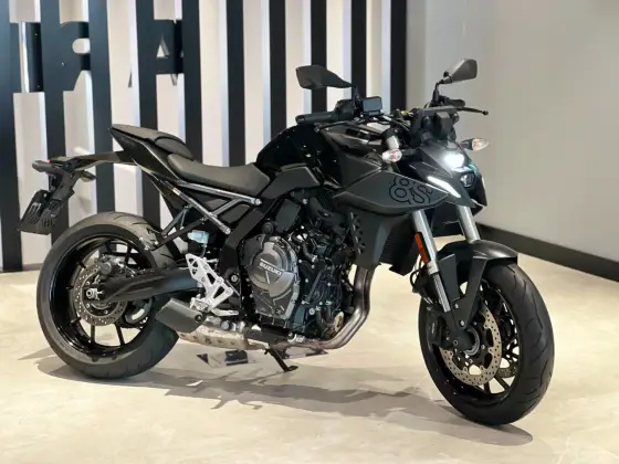 SUZUKI GSX-8S SUZUKI GSX-8S
