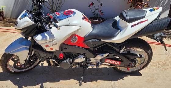 SUZUKI B-KING 