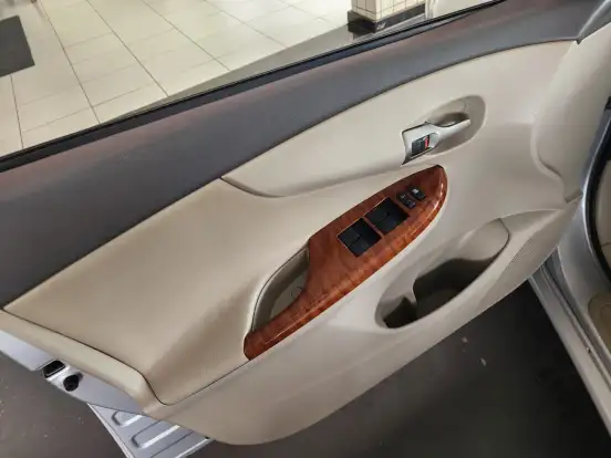 TOYOTA-COROLLA-2009