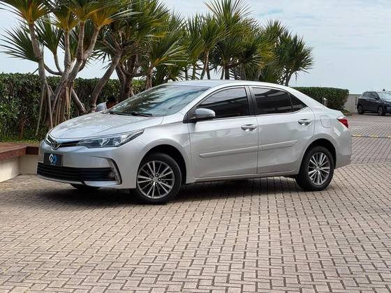 TOYOTA COROLLA 1.8 GLI 16V FLEX 4P AUTOMÁTICO