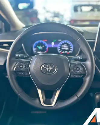 TOYOTA-COROLLA-2024