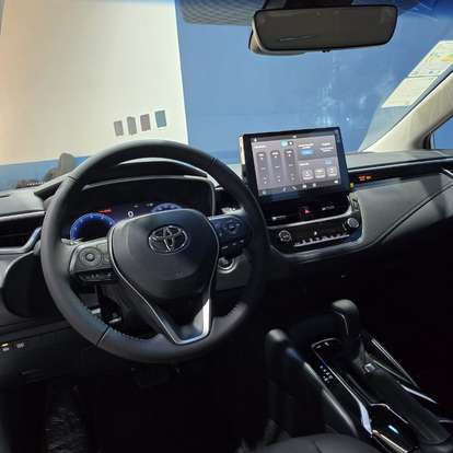 TOYOTA-COROLLA-2025
