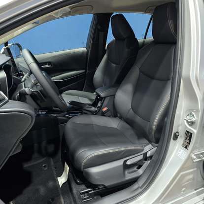 TOYOTA-COROLLA-2025