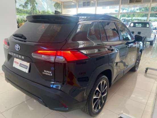 TOYOTA-COROLLA CROSS-2021