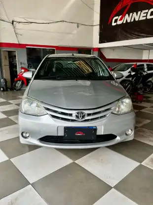 TOYOTA-ETIOS-2014