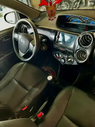 TOYOTA-ETIOS-2014