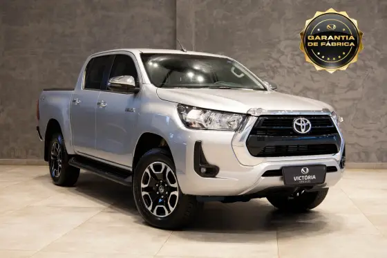 TOYOTA HILUX 2.8 D-4D TURBO DIESEL CD SRV 4X4 AUTOMÁTICO