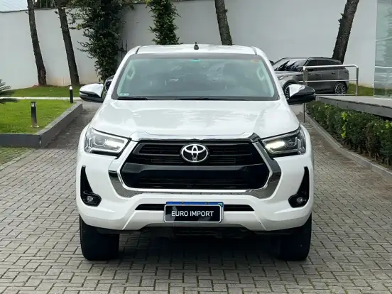 TOYOTA-HILUX-2.8 D-4D TURBO DIESEL CD SRV 4X4 AUTOMÁTICO TOYOTA-HILUX-2024